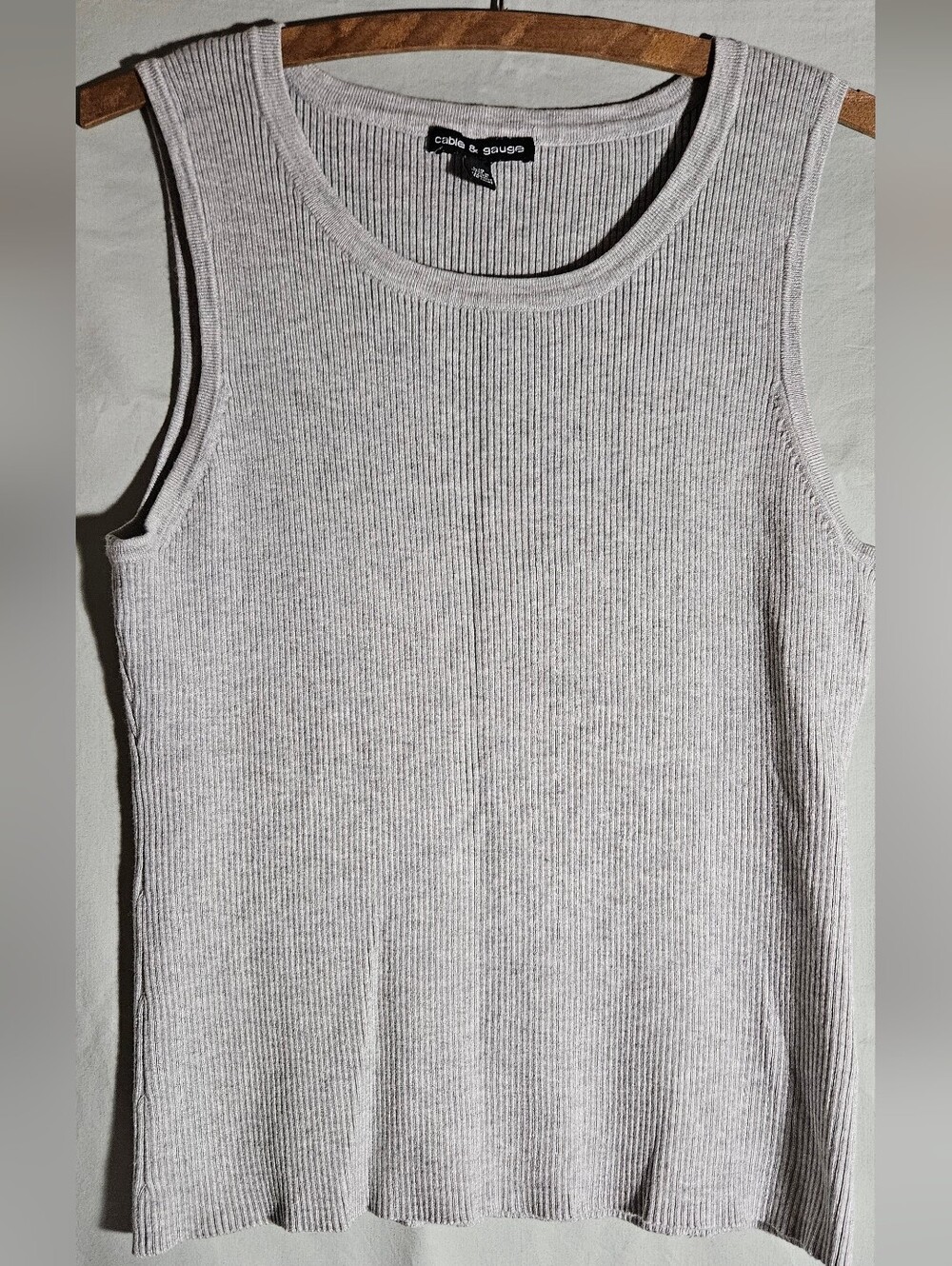 Cable & Gauge Ribbed Knit Tank Top in Light Gray